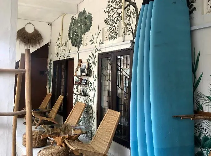 Sunrise Surf Hostel Canggu * Canggu